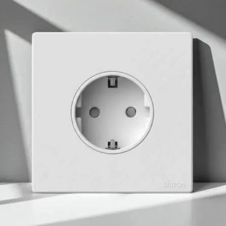 M3 SCHUKO SOCKET